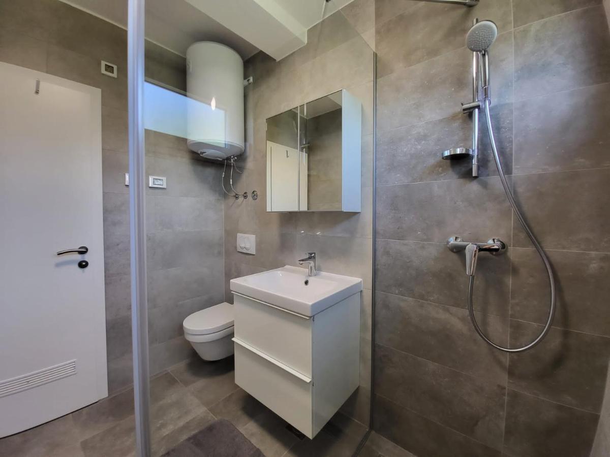 דירות זאדאר Vila Maslina-Apartman Br.4 מראה חיצוני תמונה